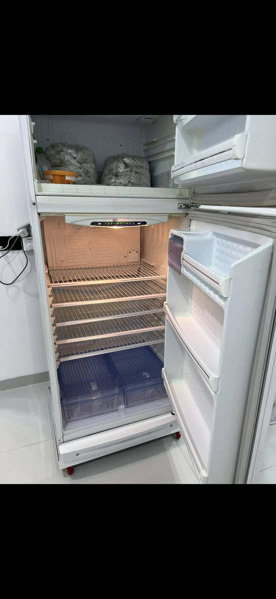 عندي ثلاجه للبيع حجم 18 كونكورد لبناني. السعر 185 قفل أصلي نظيفه حيل


**إذا كنت صاحب هذا الإعلان وتريد حذفه لأي سبب، رجاءا أرسل رسالة إلى الدعم الفني**