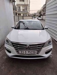 MG للبيع موديل ٢٢ سياره فول مواصفات بيه طخه موضحه بصور اي نقص مابيه نض...