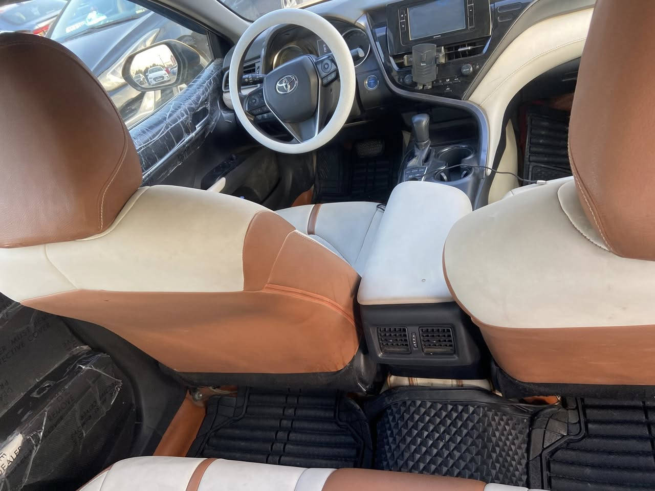 السلام عليكم كامري 2021 اصل رقم بغداد تحويل ثاني يوم السعر 125 وبيهه مجال الاستفسار ***********
