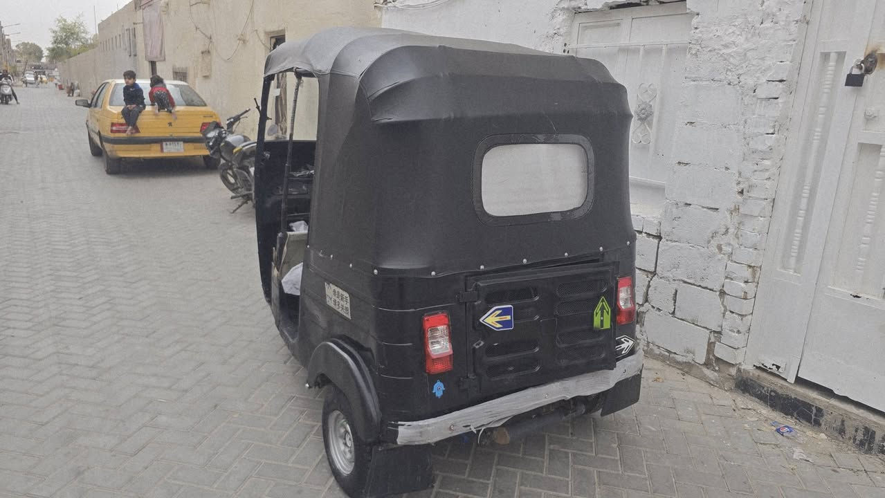 سلام عليكم تكتك للبيع 16 مسجله 15 +كمركهة مدفوع تكتك جاهزة  من كلشي من كهربائيات ومن مكينه سعر٣٢٥٠ للاستفسار ***********
