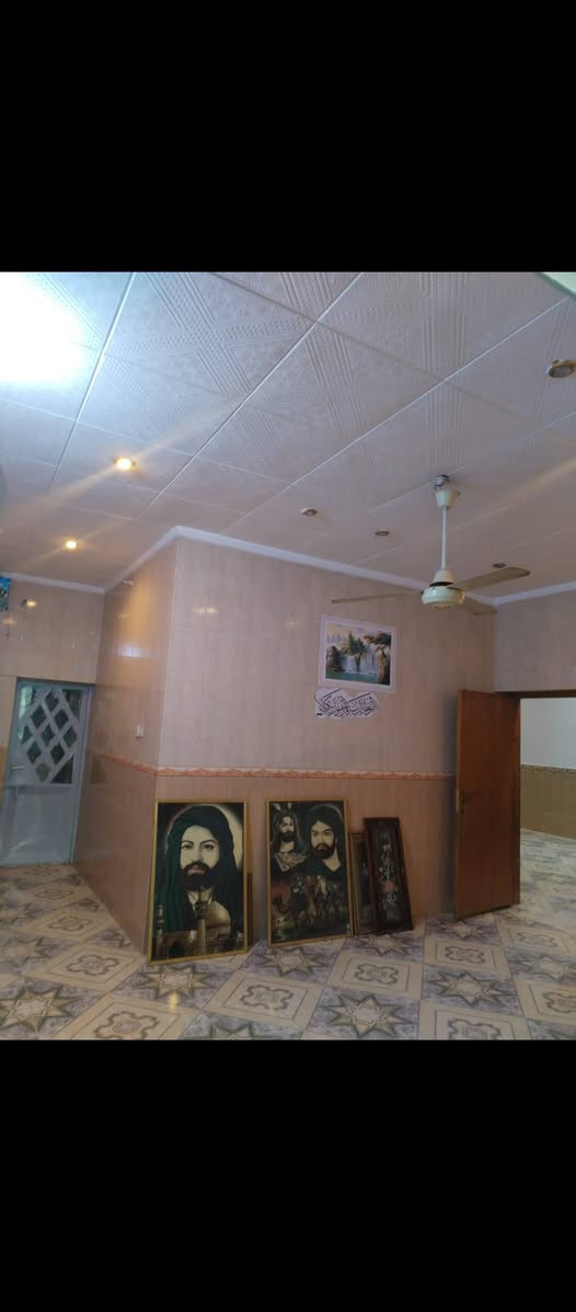 بسم الله الرحمن الرحيم 
تابع الصفحه ليصلك كل ماهو جديد
مكتب الابرار للعقار 

🌹 دار  للبيع  مساحه  200  متر 
🌹 حي السلام منطقه ال 37  
🌹 شارع 10 قرب مدارس الامام علي 
🌹 بناء صب كونكريت 
🌹 بناء نظيف جدا ومكان مميز 
🌹 غرفتين نوم 

💎 طابق الاول 
غرفتين  و صاله واستقبال ومطبخ وصحيات وطارمه كبيره 

للاستفسار الاتصال عله 
***********

🌷 عنوان المكتب نجف 
🌷 حي السلام نهايه شارع ابو الدجاج

ملاحظه..  عندك بيع عقار او عرصه او رهن او ايجار يرجى مراسلتنا عله الخاص او الاتصال على الرقم واتساب النجف, العراق
