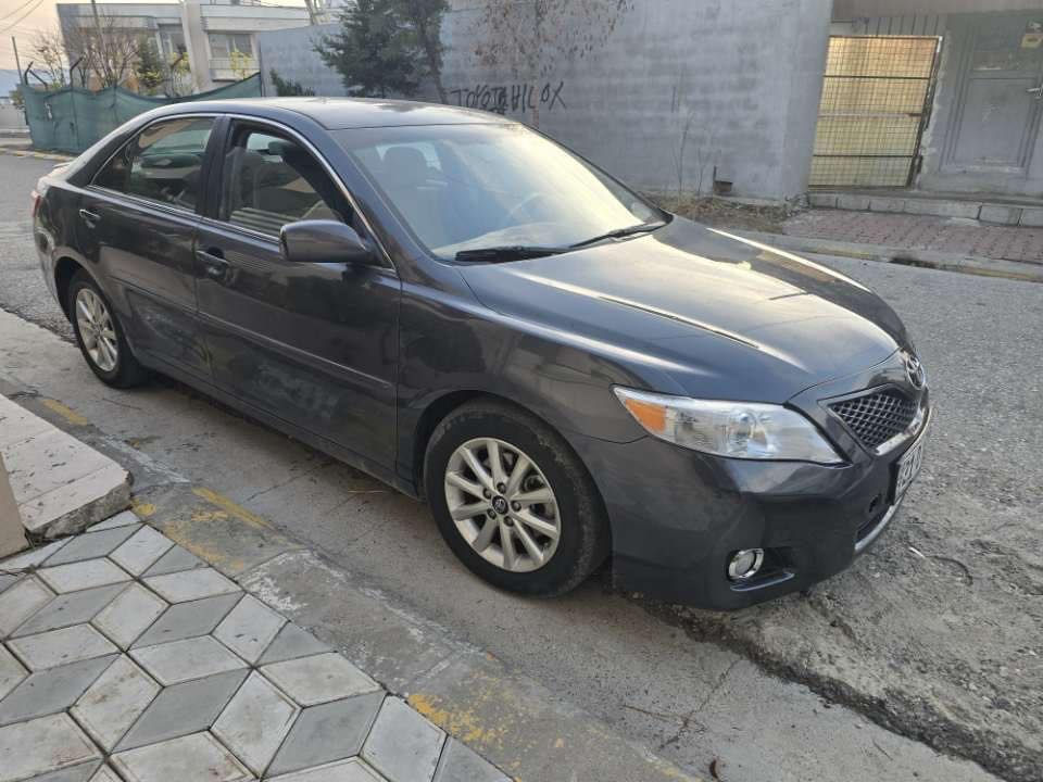 سه ره تابه ناوي خواي گه وره كامري بؤ فرؤشتن مؤديلي 2010 سه ياره كه v6گئ رو مه كينه ي به شه رت ته قه و ره قه ي به شه رت ماشه الله سه ياره كي زؤر جوانو پاكه مالي دؤسته بؤياخ دوپارچه و دو په له ي هه يه چاملخيكي ناوي گرتوه مواسه فات كه نه ديه نرخي 105$ ژماره ي ***********
