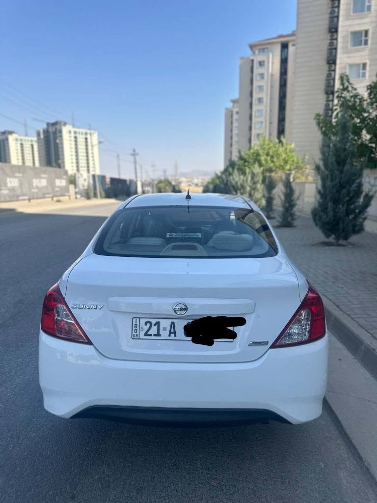 سەنی مۆدێل ٢٠١٦ بۆ فرۆشتن
سەیارەکە زۆر تازەو جوانە هەیکەلی لە رەسمەکان جوانترە بێ بۆیاخە ٣ پەڵە ساردی هەیە و نەرمە تەرزەشی هەیە بە شەرتی هەموو شتێک ئەیفرۆشم سەیارەکە نوقسانی نییە گێرو مەکینە و تەبرید بە شەرت ١٢٠ هەزار ڕۆشتوە لە سلێمانیم 

*********** السليمانية, العراق
