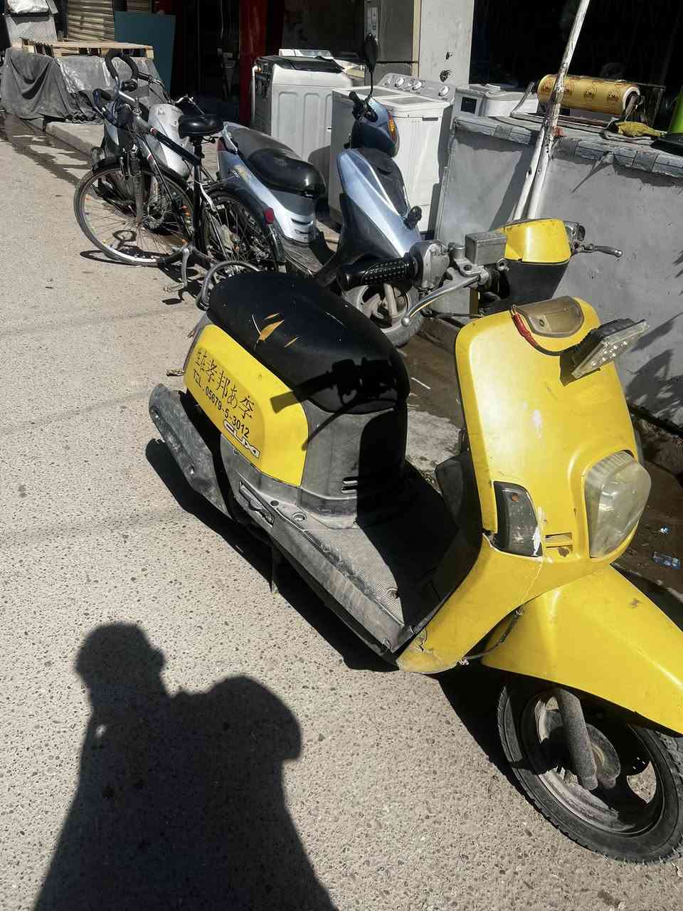 سلام عليكم دراجه بوليس لبيع او مراوس حسب لقناعه دراجه كلش حلوه ونضيفهنقصه بس عداد سرعه ول اشاير مكاني بغداد الاعضميه ***********
