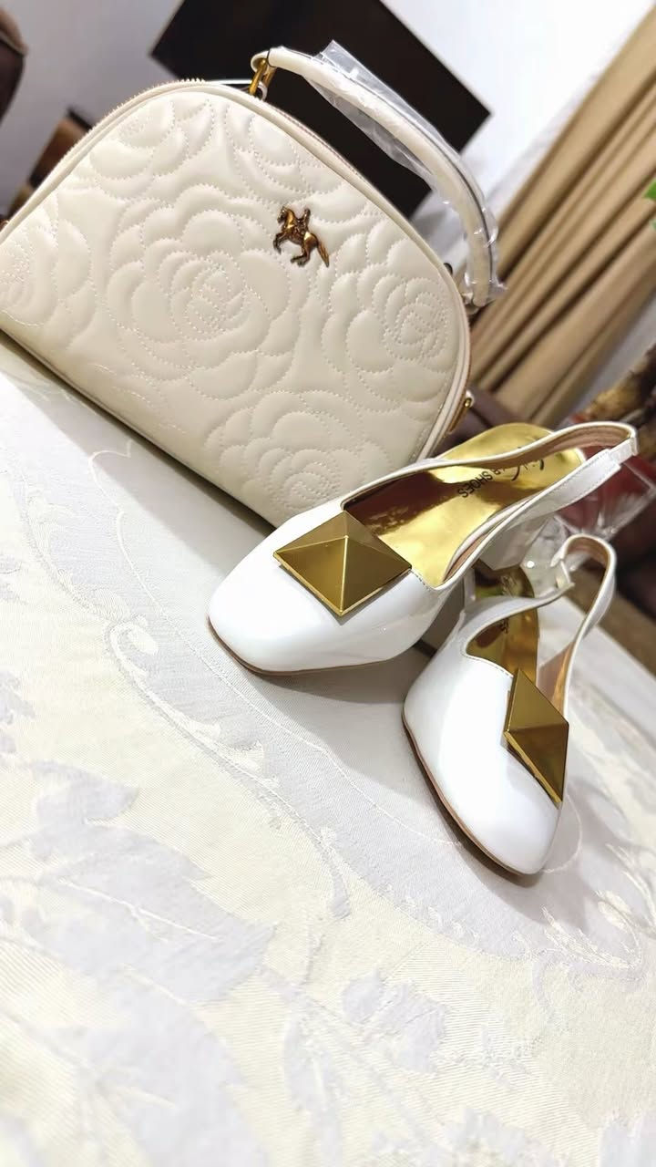 ممكن مشاركه المنشور 🙏


**إذا كنت صاحب هذا الإعلان وتريد حذفه لأي سبب، رجاءا أرسل رسالة إلى الدعم الفني**