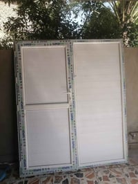 للبيع قاطع بلاستك pvc سعودي نظيف جدا. لون ابيض. ارتفاعة ٢ م وعرض ١٧٠ س...