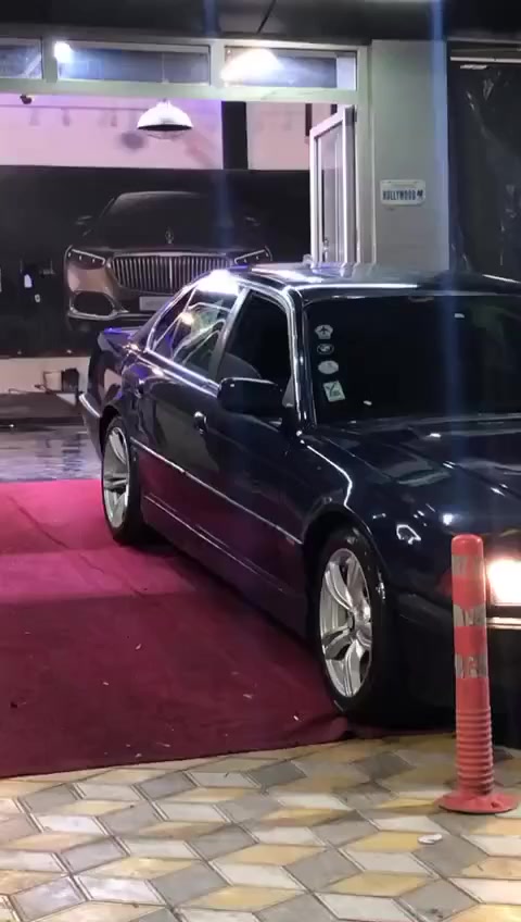 Bmw 740 
مۆدیلی 1995 فول فولە سڵایتە و چوار جام کارە باو تەبریدیش لەسەر سوچە تەعدد سورعه 
ئارمي پلاستيك سليماني 
٤٨ گه لا و معامه له 

***********
