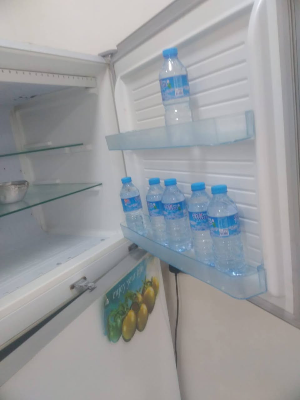 #للبيع ثلاجه جنرال شرط التجميد كلش نظيفه ٢٢قدم اكبر حجم واجه بلازمة  السعر٢٠٠الف الاتصال ***********
