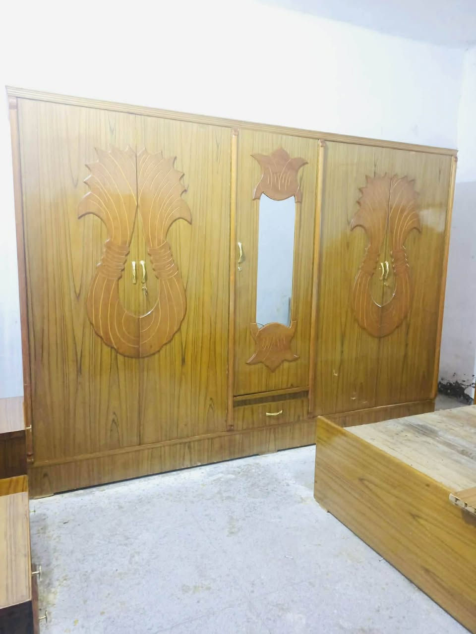 غرفه 5 باب حطاطه ضهر جرجوبه نضيفه اي ضرر مابيه
الشراي يتصل ...***********... بيع او مراوس +اشتري
