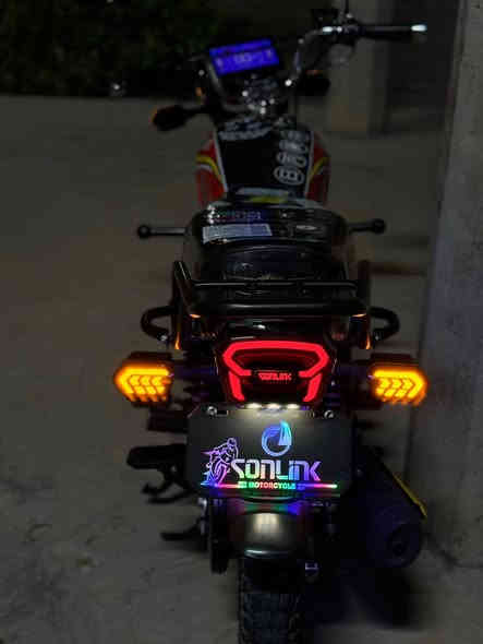 يالله موطور إيراني للبيع موديل 2025 بعده جديده مابي اي شي تاخذ ع الفحص شرط واراق رقم شاصي موطور شوفت عينك نضافه فولل السعر مليون و 200🔒 أي استفسار ع رقم ***********
