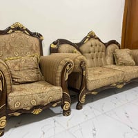تخم مصري • حفر يدوي • خشب زان