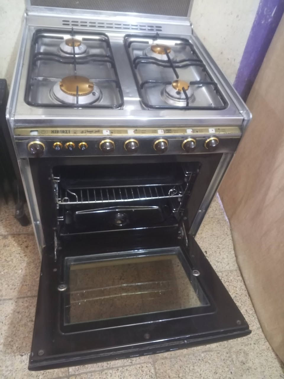 السلام عليكم طباخ كريازي اربع عيون نضيف جدا شغال على فحص كامل فرن فوك وجوه شغال بغداد المدينة الصدر الحميديه بالبدايه يم سيطره سعره ١٤٠ وبي مجال


**إذا كنت صاحب هذا الإعلان وتريد حذفه لأي سبب، رجاءا أرسل رسالة إلى الدعم الفني**