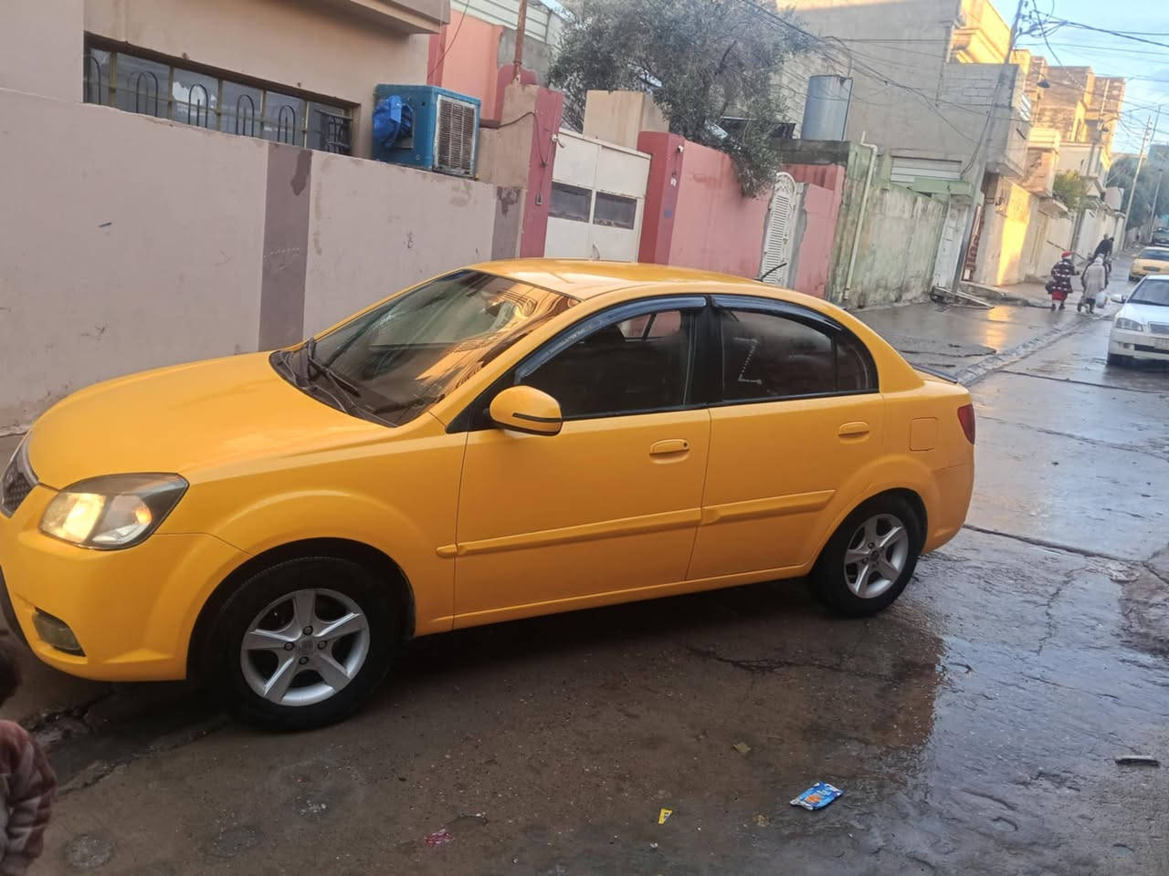 السلام عليكم كيه ريو 
2011 ضرر براس الجاملق الامامي السعر 103وبيها مجال اخوان بس الشراي يخابر فدوه ***********
