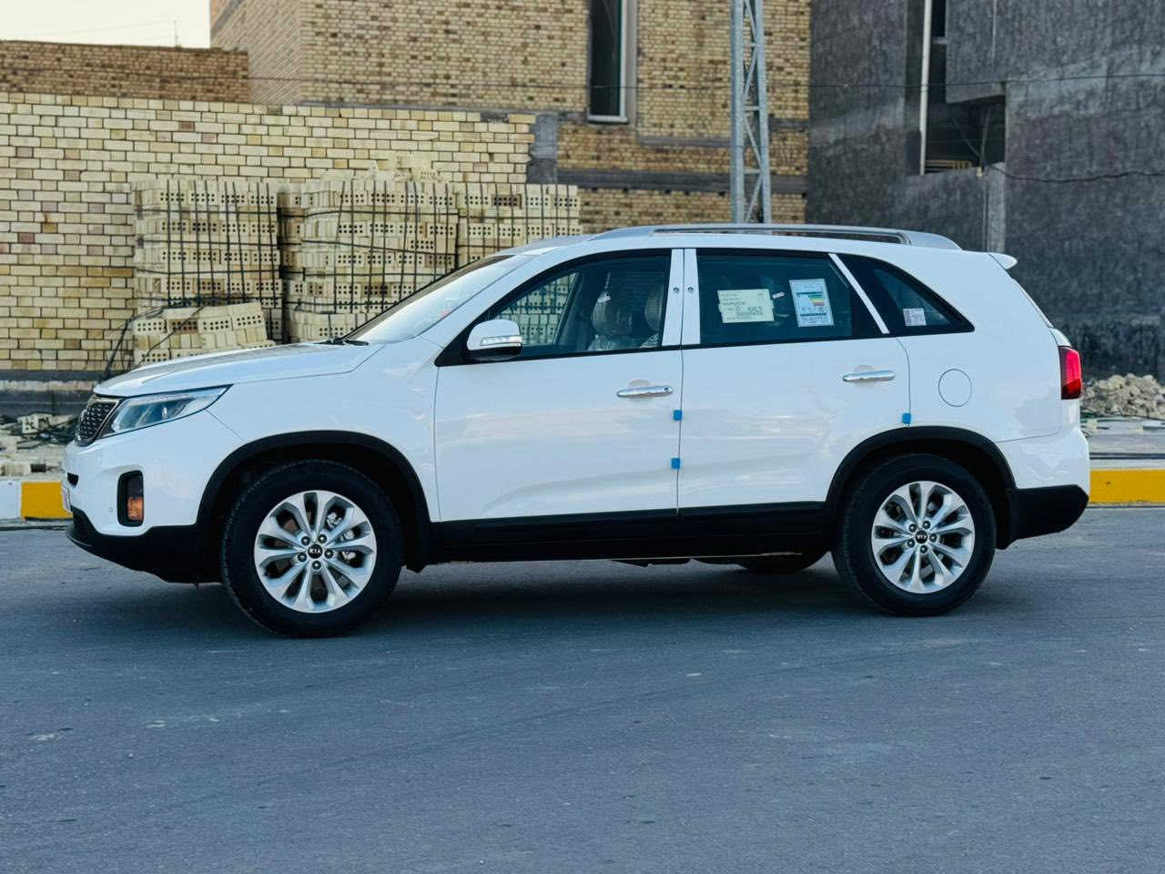 سورنتو 2014 رقم بصره الدولي 
خليجي محرك 4 سلندر 7 راكب 
بيها باب خلفي مرشوش  
شاشه كامره تحكمات لد امامي براجكتر 
إشاره بالمري السياره جديدة وجاهزه 
السعر (165) وبيها مجال
للاستفسار () ***********
