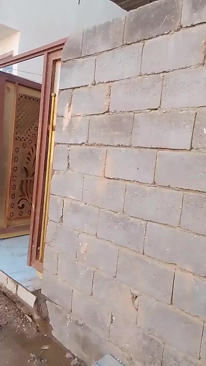 سلام عليكم بيت 50متر طابقين الحر السواده سند 25 السعر 40مليون وبي مجال غير متواجد ع الفيس الاستفسار
موبايل /***********
