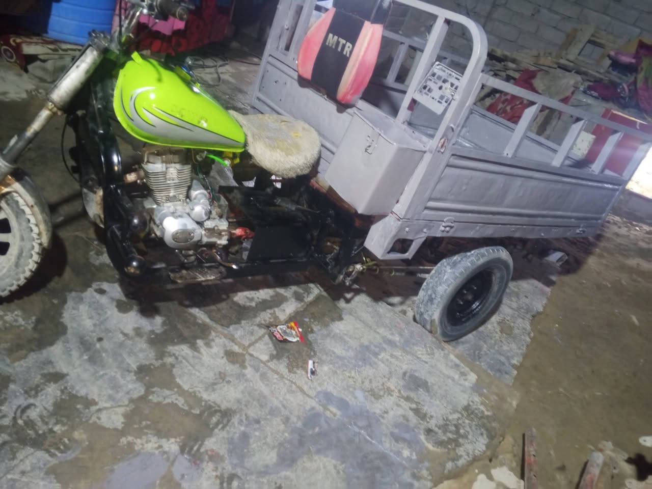 ستوته متيار. كلك مكفولة من سرقه  شاصي مكفول. بدي نظيف مكينه نظيفه  تناكي جديد. شوفت عينك السعر ٦٥٠ بيعه مجال قليل. الرقم  *********** مكاني البصره زبير حي شهداء قرب مجمع سيد هاني
