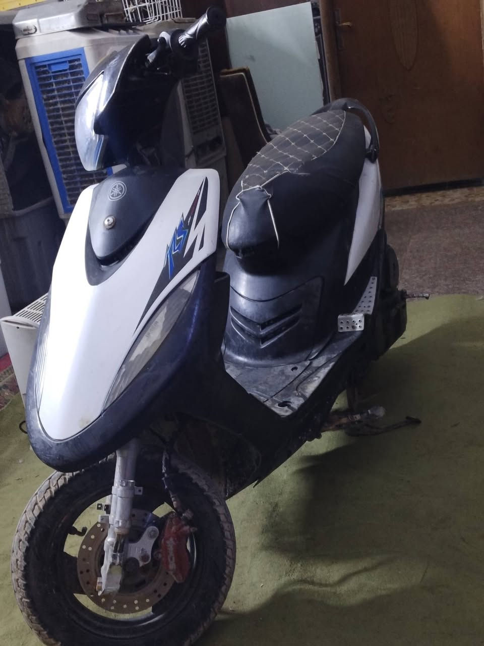 سلام عليكم ماكس عدله للبيع شغاله نكره سلف دراجه حلوه شلعه معدل فول سعرها 425 العنوان  حله نادر الرقم ***********
