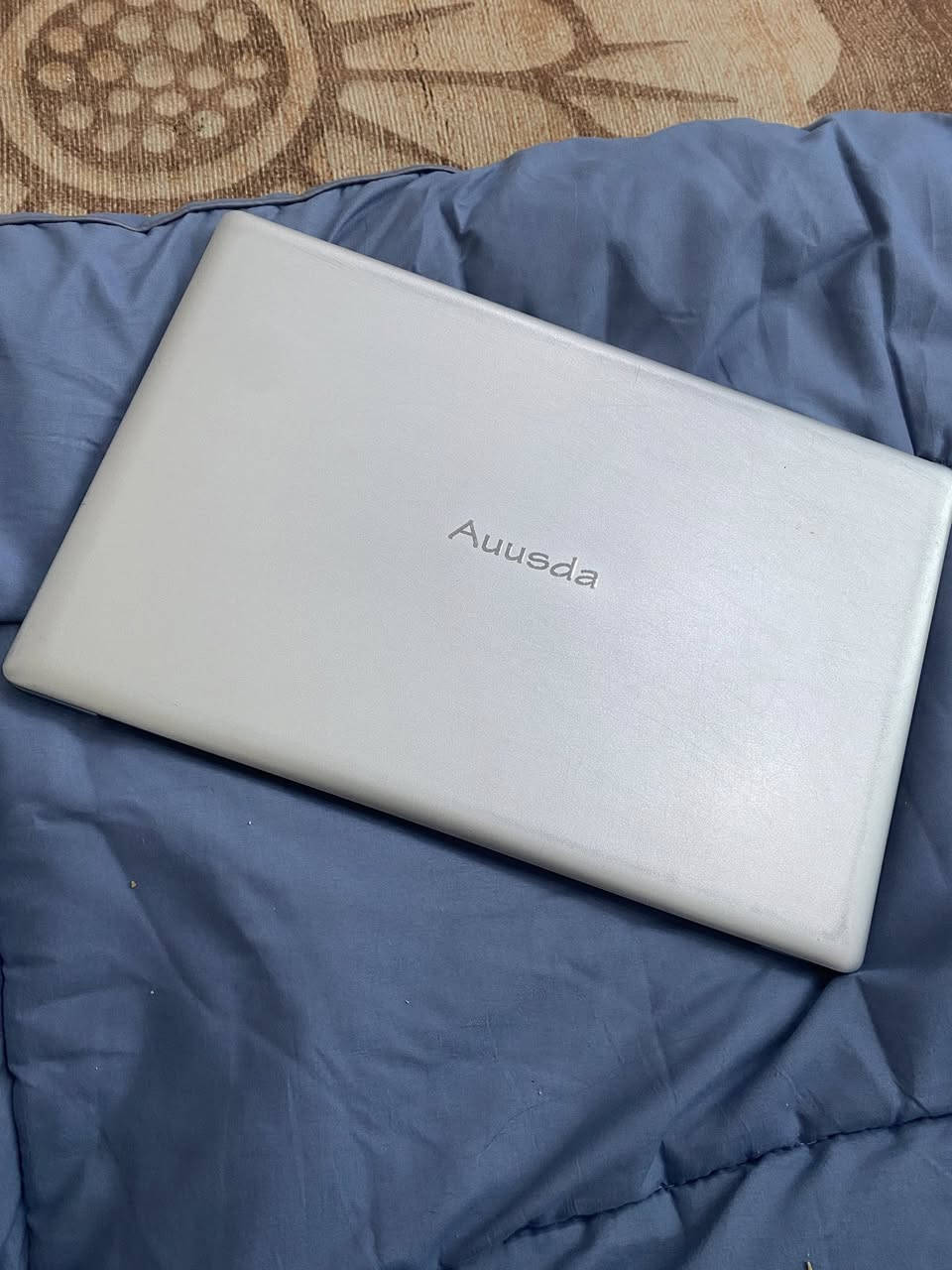 سلام عليكم حاسبه للبيع  المواصفات: يحتوي على معالج ✅AMD Ryzen 7 5825U، وذاكرة عشوائية 16GB DDR4 RAM، وسعة تخزين 768GB NVME SSD.✅
نظام التشغيل: يأتي مزودًا بنظام Windows 11 Pro.
✅المميزات: شاشة مقاس 15.6 بوصة، إضاءة خلفية للوحة المفاتيح، قارئ بصمات الأصابع، ومفتاح خاص لكاميرا ✅الويب.السعر 300قفل ✅
للاستفسار ماسنجر او واتساب✅
***********✅
