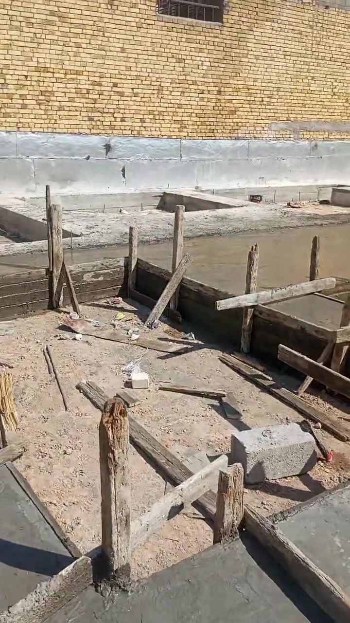 سلام عليكم خباطه لصب الارضيات ورباطات شطره غراف نصر رفاعي اسعار مناسبه الاتصال ***********
