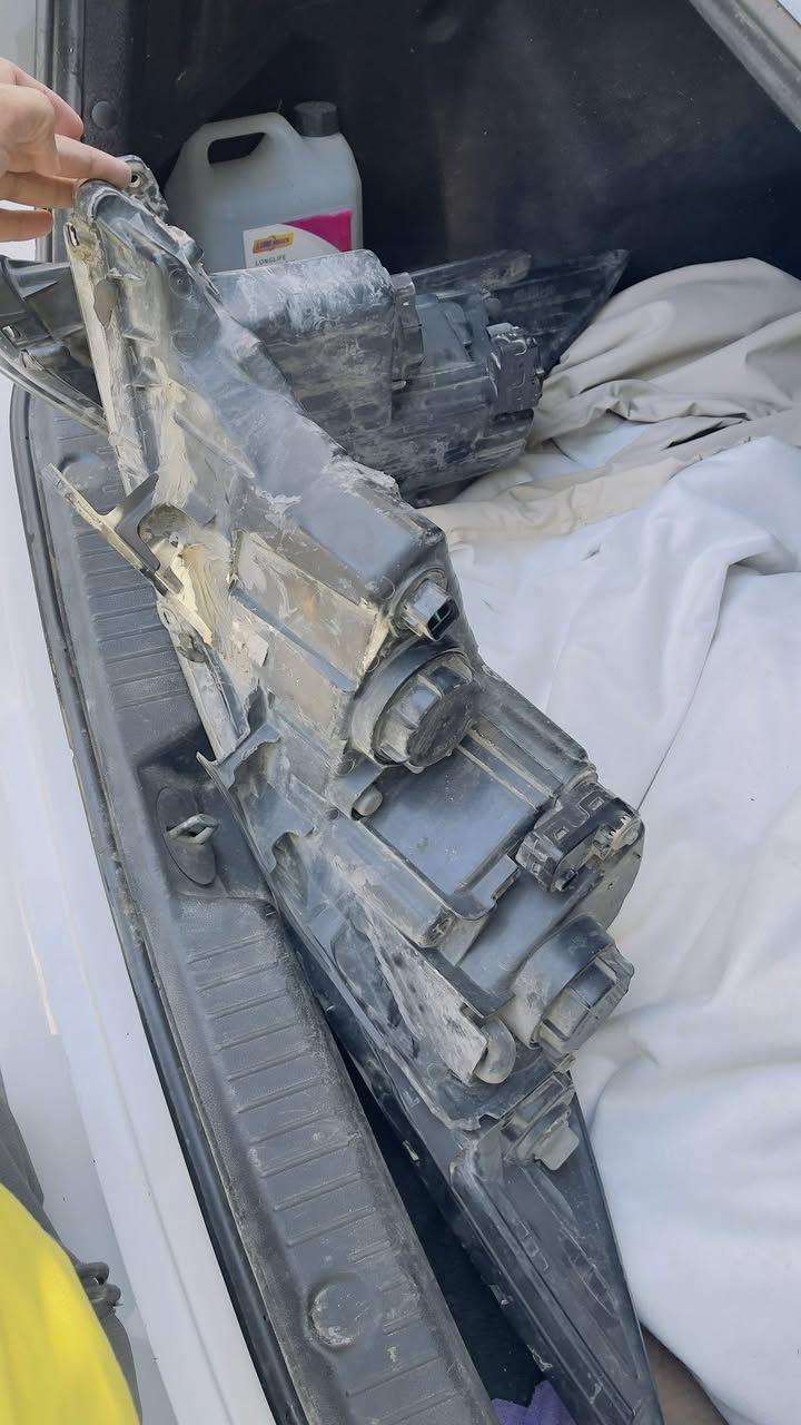 السلام عليكم دعاميه سوناتا مضلع ترهم من موديل 2011الئ2014 ولايتات زوج بلاديات ابو الماطور بس واحد مكسور من جوه ماطورات شغالات ثنينهم مال عدسه قيم واخذ وانه خادم ***********
