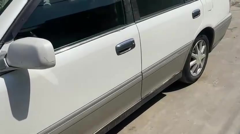 سلام عليكم مرخصة مدير الكروب بيبان بطه عدد اربعه كاملات مع بنيد مع صندوق البيع.
الرقم ***********.
العنوان بغداد مدينة الصدر  . 
مكلف بل نشر
