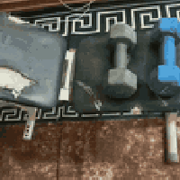 ٠٧٧٤٤٠٥٦٠٢٢ سلام عليكم مسطبه متحىركه مع دمبلص عدد ٢  تصلح جميع التماري...