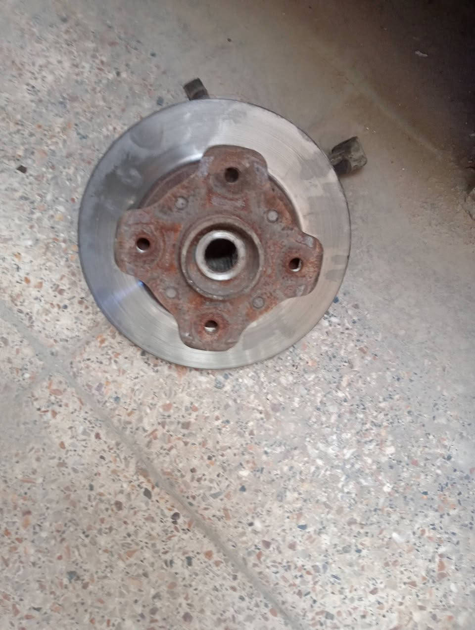 غراض سايبا للبيع مكاني حي اور ***********
