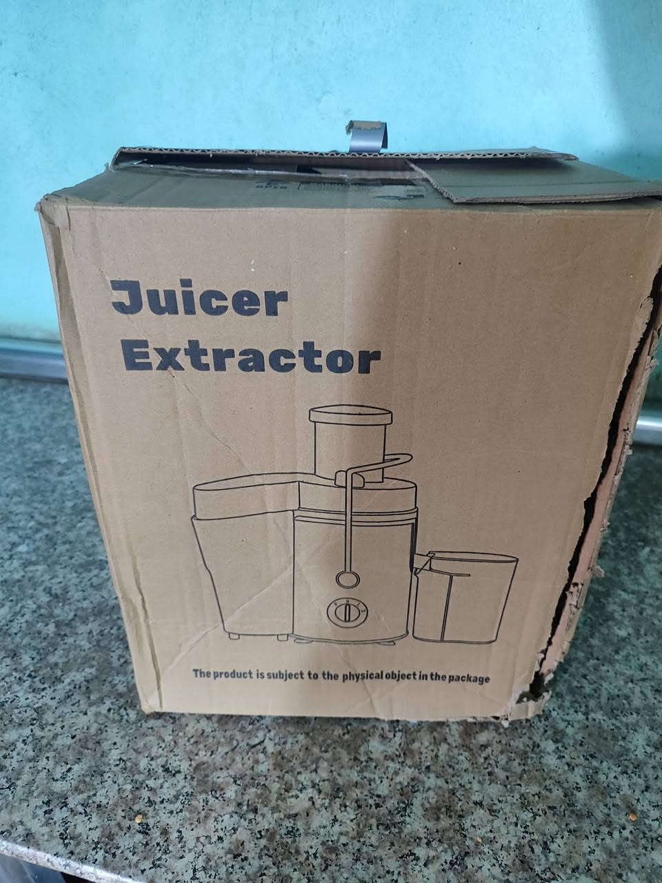 خلاط نوعية حديثة غير مستخدم مال عائلة قليلة  ***********
