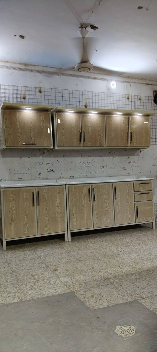 كاونتر تفصال درجة اولى 6 قطع نظيف جدا لا يوجد ضرر بغداد الشعب *********** يوجد توصيل بكروه حسب المكان
