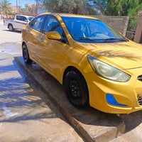 اكسنت • ٢٠١٣ • حادثه باب