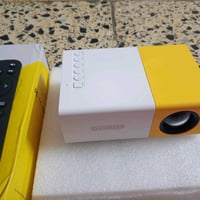شاشة حاسبة و جهاز عرض دالتا شو ٣٥٠٠٠الف