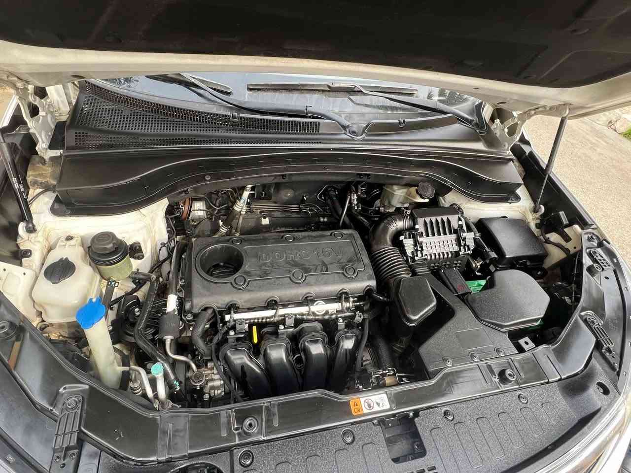 اسلام عليكم 
سورنتو للبيع موديل 2014 
رقم واسط انكليزي ثاني يوم احولك ماتعبك 
كفاله عمامه 
نضافه فول 
***********
ماسنجر ماكو بس اتصل
