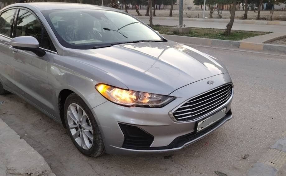 فورد فيوجن موديل 2020
محرك 1500 اقتصادي وقوى ( بانزين عادي) 
رزانة وعزل صوت عالي
حادث خلفي على يمين الجنطة (بجم كبس شركة) 
بدون ايرباك
رقم اربيل دولي وتحويل ثاني يوم باسمك
المسافة المقطوعة 51 الف 
بصمة تشغيل عن بعد / كود دخول الابواب / كير ماوس/ هاند بريك بصمة / رادار مانع تصادم وتوقف ذاتي / نظام النقطة العمياء / رادار تنبيه خروج عن المسار / مثبت ستيرن / داخل كشنات جلد اسود / اشارة بالمرأة وتحكم كهرباء / تحكم ستيرن / مانع انزلاق / ردار أمامي وخلفي / حساسات وكاميرا خلفية مسار / تبريد قطعتين أمامي وخلفي وتحكم مناخلمن / المقعد الامامي كهربائي / كروز سرعه / مقعد خزن / تخم تاير ويل 17 / أوامر صوتية / مدخل USB عدد 3 / سماعات عدد 8

-------------------------------

بيها تعديل حسبة شبر في نفس مكان الحادث الوارد
مسويلها صيانة كاملة
مكان السيارة بغداد - الكرخ
السعر 122 وبيها مجال 

الاتصال على الرقم واتساب

*********** بغداد, العراق
