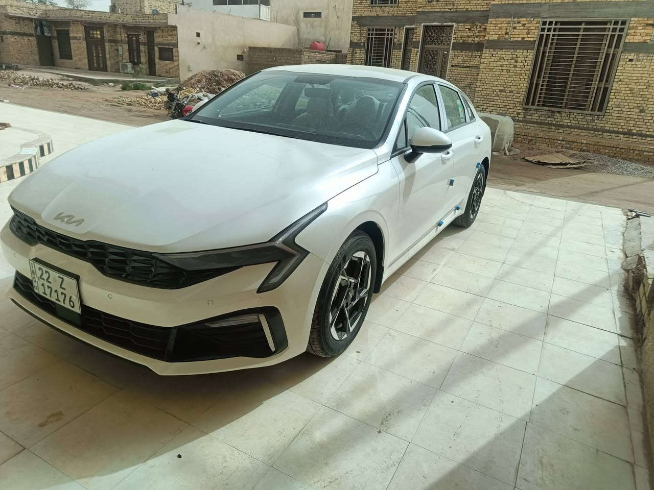 من رخصت الادمن كيا 5 موديل 2026 خليجي نص فول معروف موصفاته سيارة جديدة رقم اربيل سعر 232 مكاني البصرة شط العرب ***********
