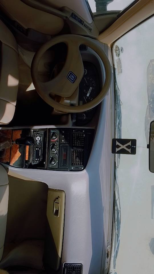 بيجو 405
موديل 2009 كفاله عامه فقط سمكره هلالات السياره جاهزه 
حداديه امامي خلفي كهربائيات محركه كير خير من الله دوشمه جديده
عليها غرامه40الف السنويه صاقطه مشروع وطني مداور ثاني يوم السعر 34 وبيها مجال 
مكاني السدير ـــــــــــ الملاحه
***********
