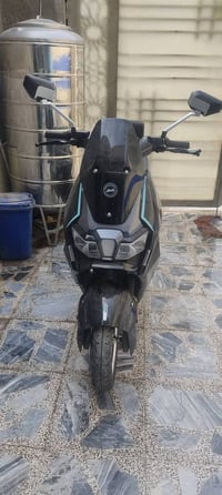 دراجه شحن 1B سكنس نظافتها 95% ست بطاريات ملف مالها نحاس ملفها 2000 بغد...