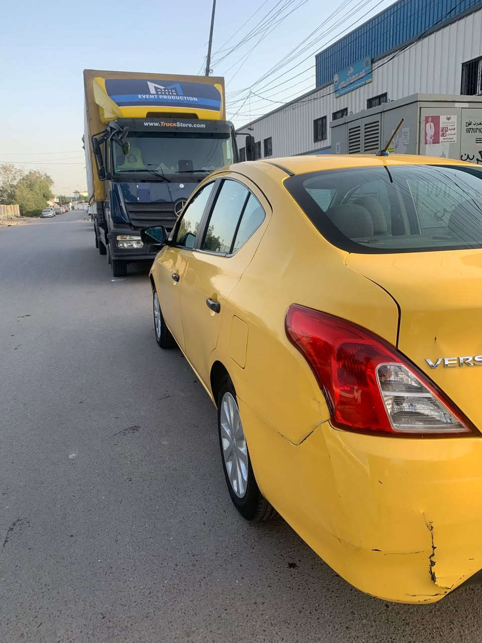 السلام عليكم نيسان سني فيرسا موديل ٢٠١٨ كير عادي سيارة خير من الله محرك كير تبريد تخم تاير صدر صور حادثه مرفقه ويه المنشور او بيه هنه بلعراق جامغ امامي طخه بسيطه بدون لغود او شاصي بسمي تحويل ثاني يوم السعر ٨٥ اوبيه مجال الستفسار ‭٠٧٧٢ ٩٠٣ ٥٠٩١‬
