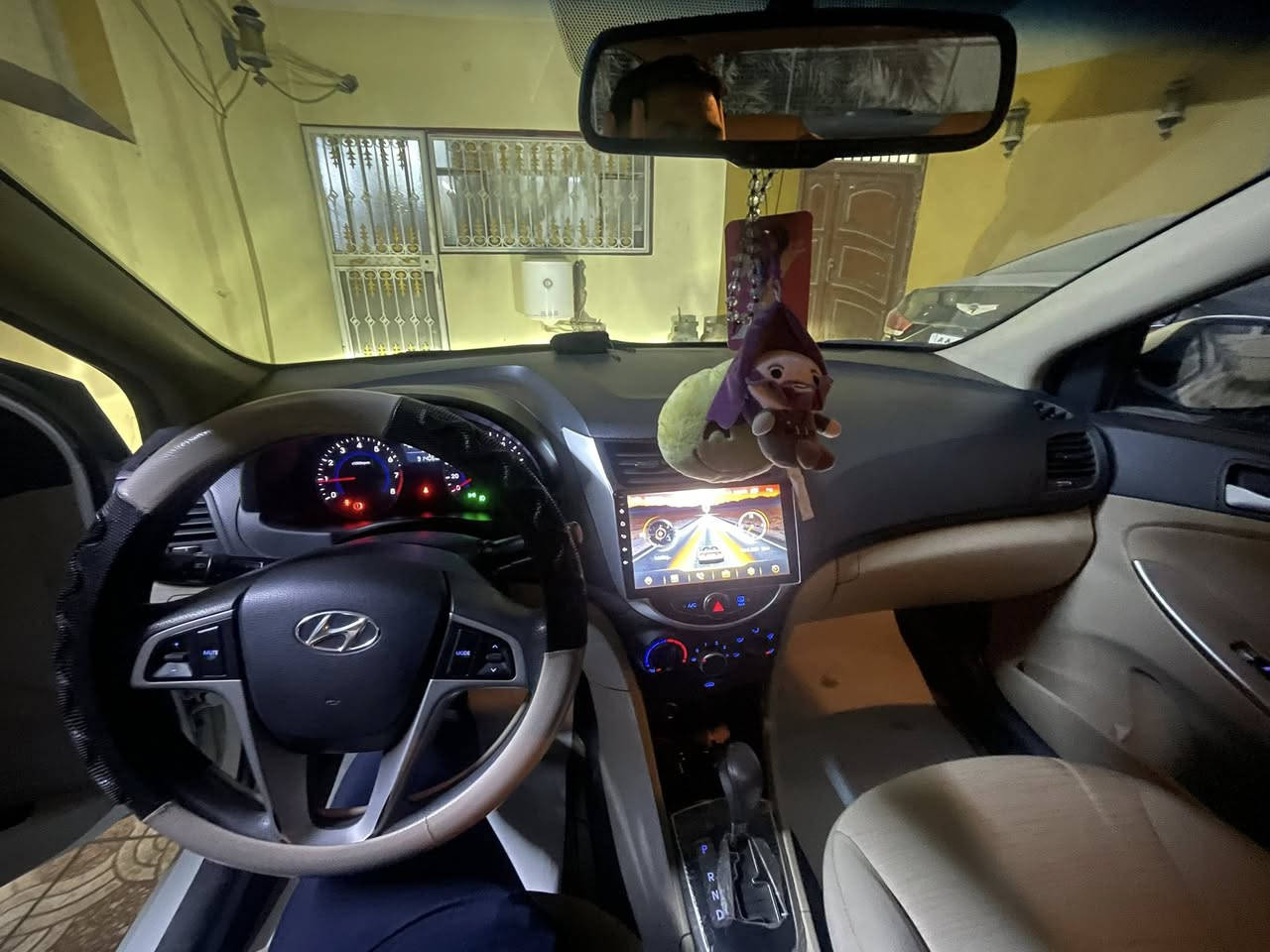 مكلف بالنشر 
اكسنت 2016 للبيع 
ماشيه ٩١ الف قابل للزياده 
السياره مكفوله من الصبغ والضربه 
محرك وكير وتبريد مكفول
حداديه وتايرات جدد 
سلايد 
اشاير بالمري 
شاشه لمس 
السياره نظيفه وخير من الله 
السعر ١٣٠ وبيها مجال 
للاستفسار 
مكان السياره ببغداد 
0771 945 2120
متوفر واتساب
