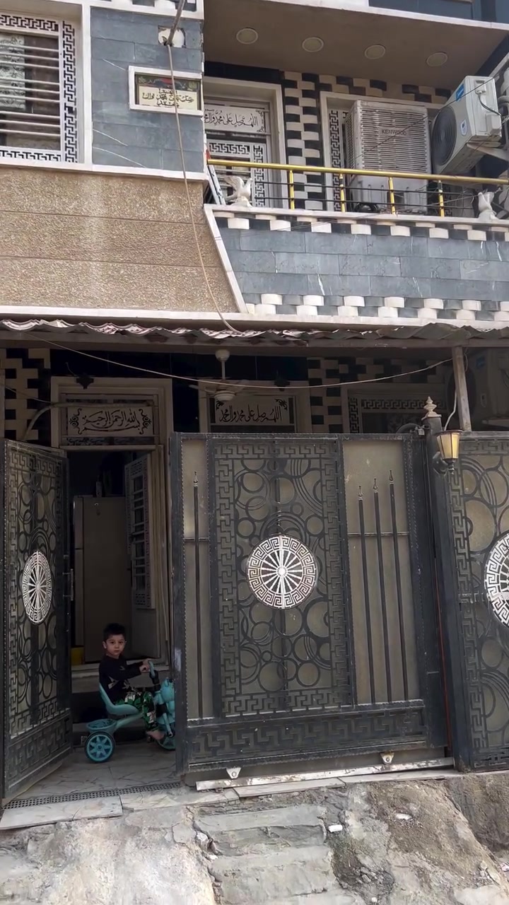 السلام عليكم مشتمل للبيع 52 م الشعب شارع الصحه قرب سوق الصبح الاستفسار ***********
