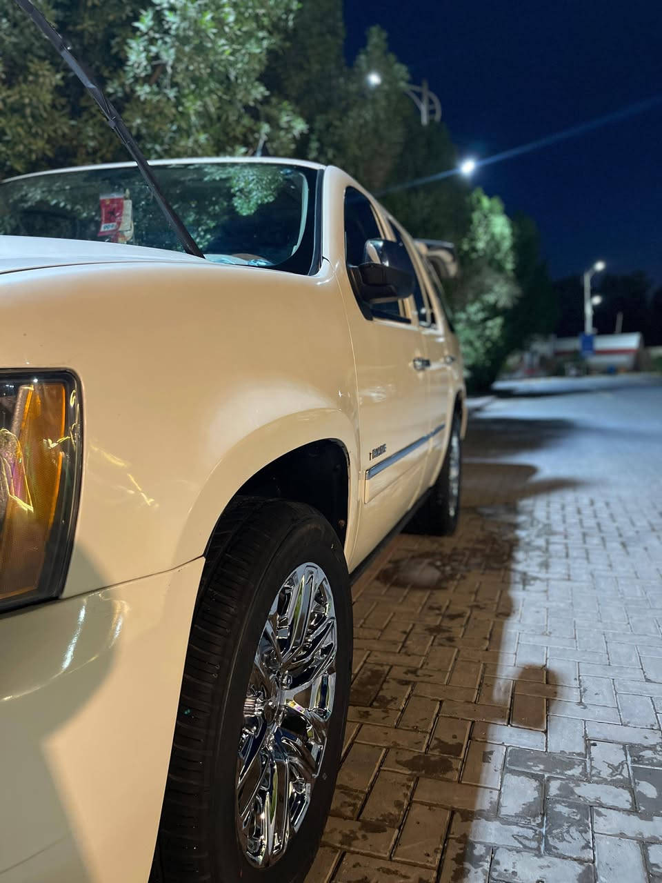 تاهو مديل 2011 فول مواصفات للاخير السياره مكفوله من كلشي ماعدا الصبغ ولباقي كفاله السياره بيها مواصفات اتحير السياره LTZ مكان السياره بصره سعر السياره 238وبيها مجال***********
