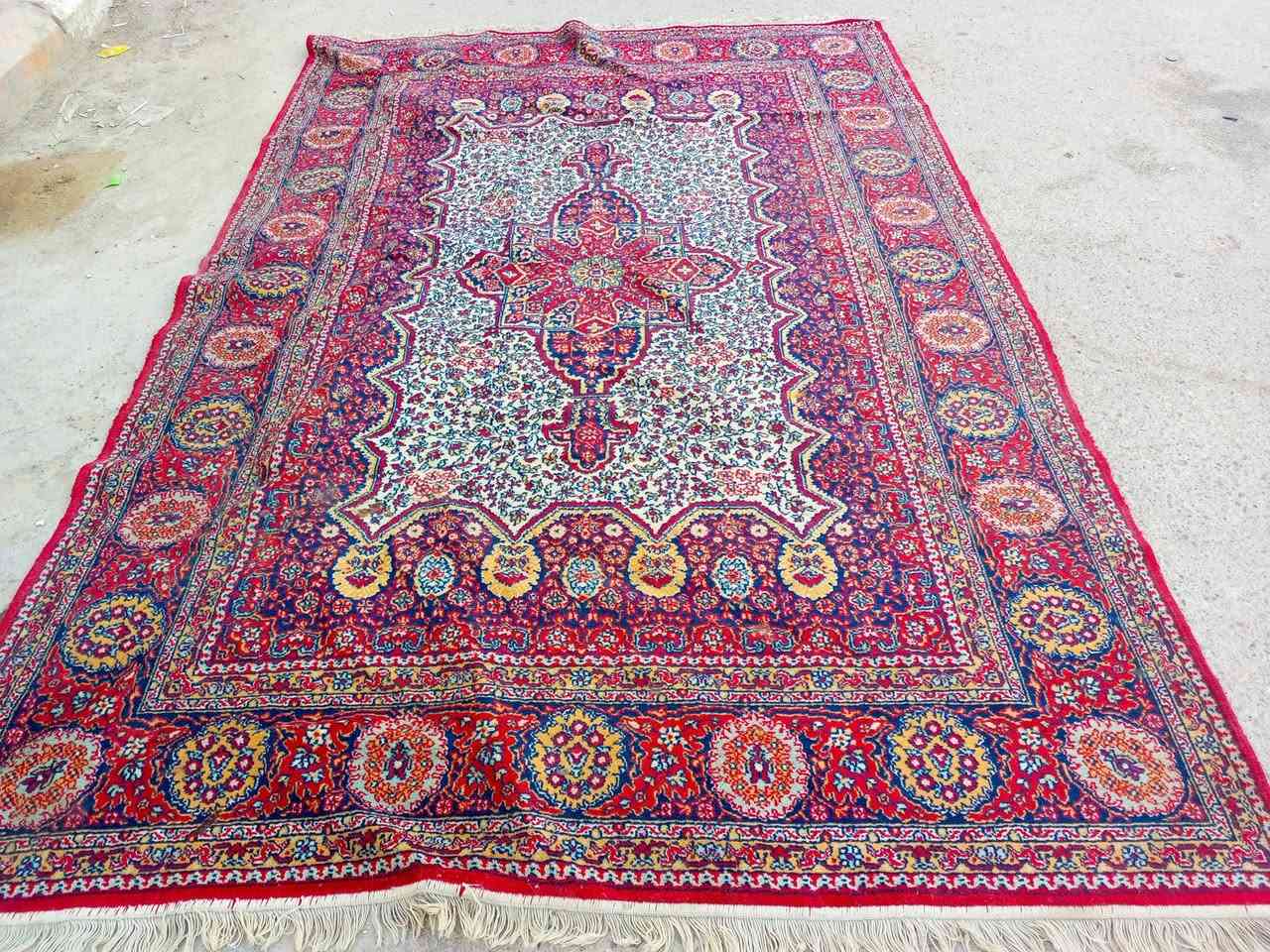 اليوم عندي زوالي وكص الزوليه ب20 الف 

والكصه ب25 الف مستعمل عنواني الرميثة 

حي المهندسين واليريدهن كلهن بخدمته 

رقمي *********** واتساب
