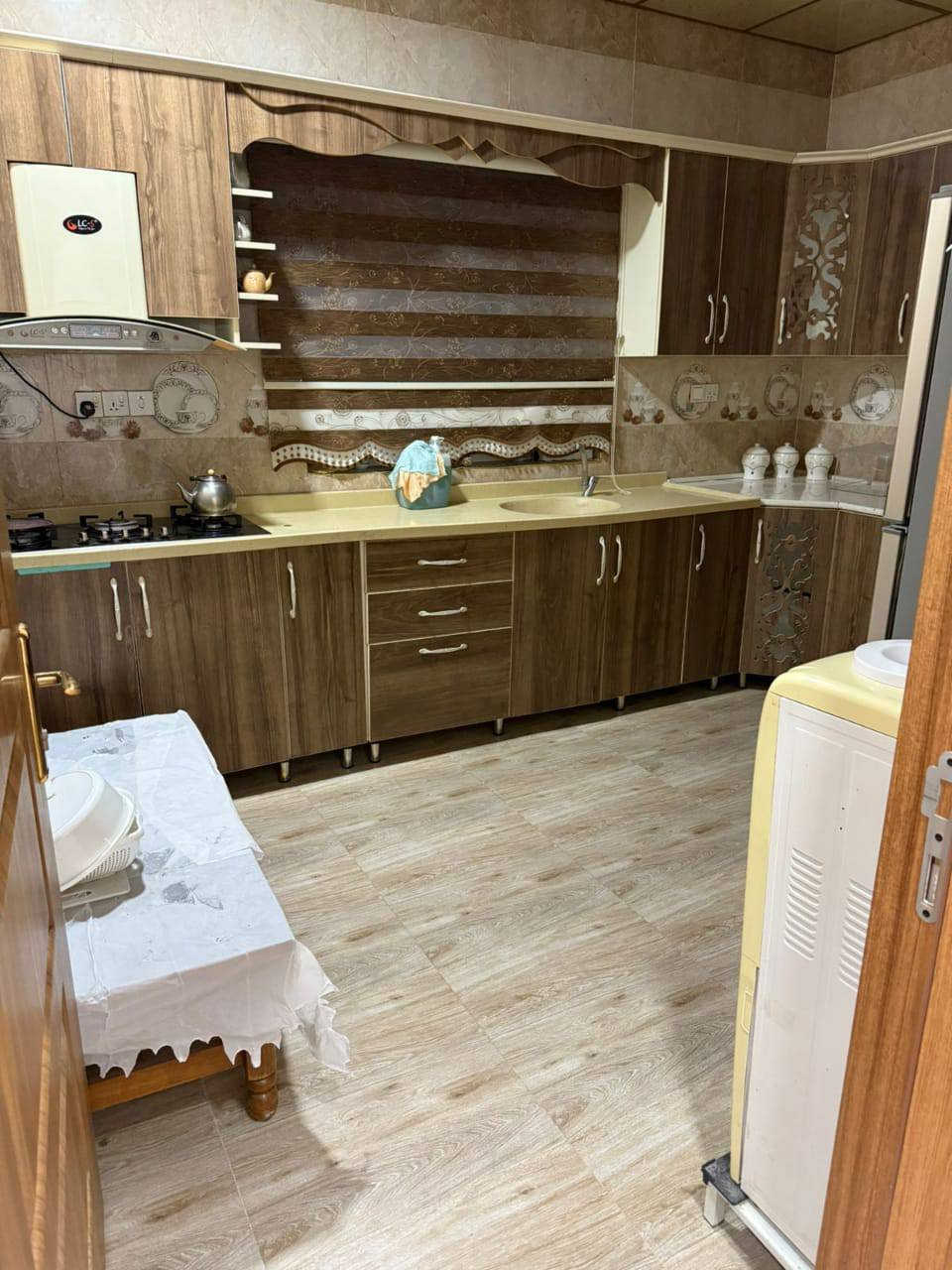 🌸✨ مزرعة النرجس ✨🌸
عيشوا أجمل أجواء الربيع ويانا في مزرعة النرجس 🌿🌷
طبيعة خلابة، هواء نقي، وأوقات مليانة راحة وهدوء 🌞
📍 المكان المثالي لقضاء وقت عائلي أو مع الأصدقاء
📸 لا تنسون توثقون أجمل لحظاتكم بين الخضرة والزهور
🌼 مزرعة النرجس ترحب بيكم يومياً
🌿 تعالوا واستمتعوا بسحر الربيع بأجمل صوره
تحتوي علئ منزل مؤثث بالكامل والعاب اطفال ولعبة البليارد
📞 للحجز والاستفسار: ***********
العنوان خلف مطعم ميديا السياحي منطقة حه سار 
المزرعه غير مخصصه للحفلات للسفرات فقط
