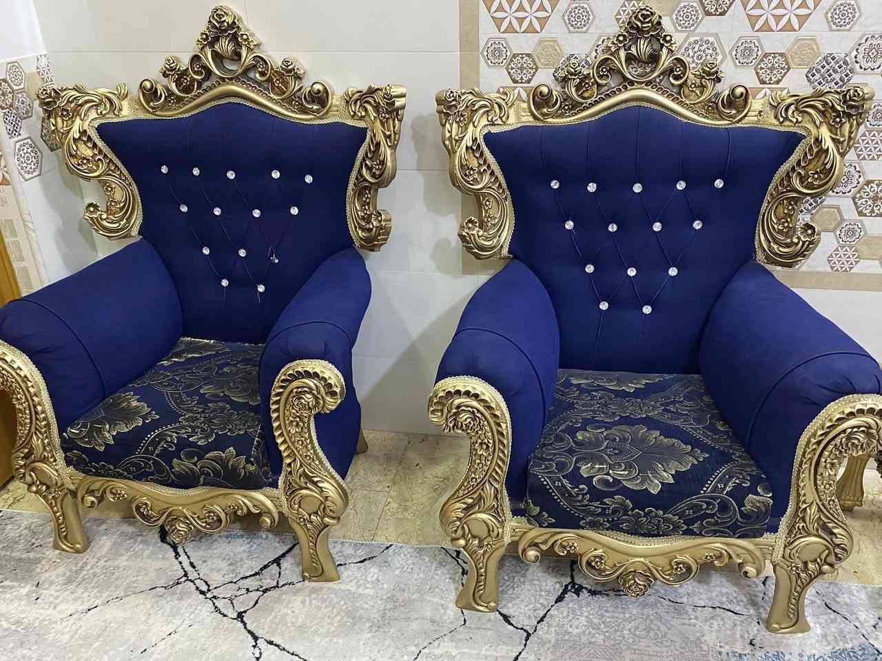 السلام عليكم للبيع
تخم ملكي مستخدم قليل عشر مقاعد وثلاث طبلات 

العنوان نجف كوفه حي ميسان سعر 550الف وبيه مجال

للاتصال ***********
