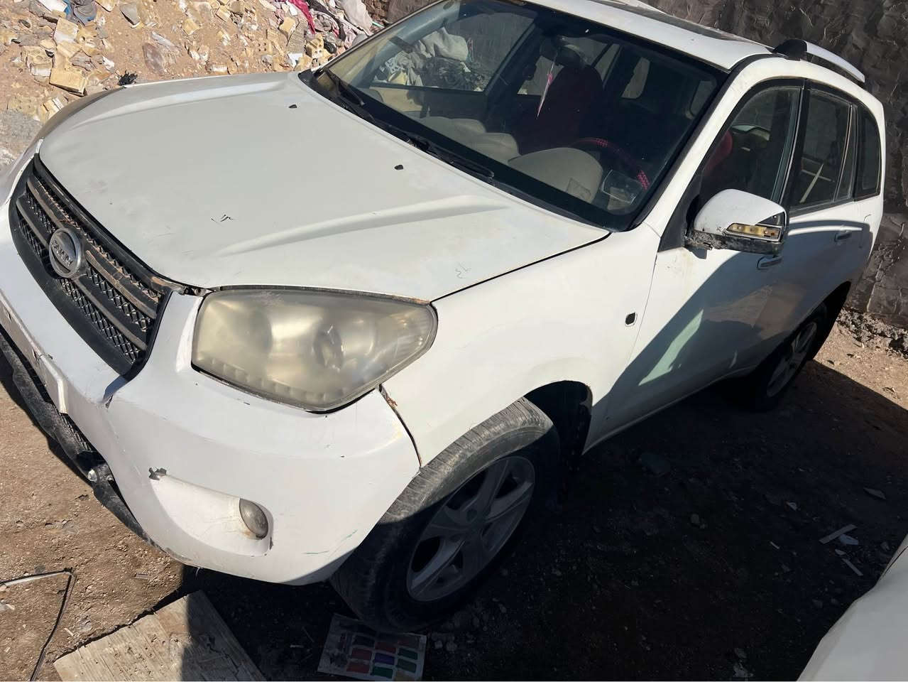 جون وي 2013 مال مزاد وزارة داخليه بيهن كتاب رسمي تمشي بيه وين متريد اسويلك وكاله ام باركود وانته ترقم كتاب مزاد بسمي 
كير مكينه كفاله 
اكو بلاديات محرك ميسي بوشي او اكو محور ونجي 
مكان سياره كربلاء 
سعر اكو ب33 او اكو ب35
*********** كربلاء, العراق
