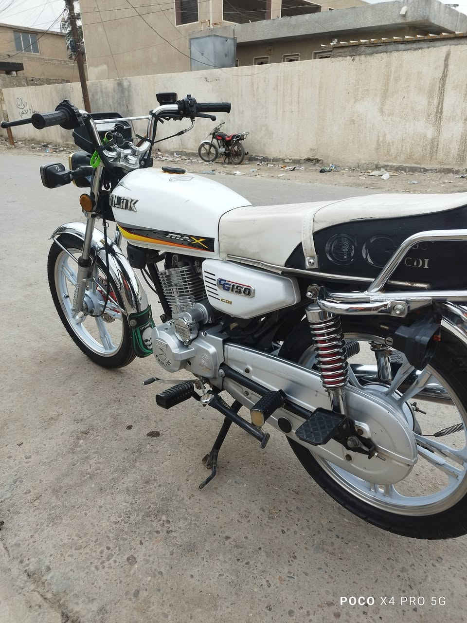 سيفان مديل 23 كفالة عامة اوراق أصولي تترقم مكانك بغداد شعب سعر 700 وبيهة مجال ***********
