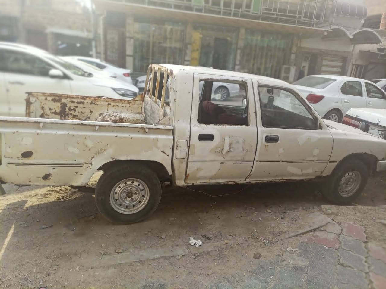 للبيع بدون رقم مزاد شغاله وكامله البيع بدون رقم بيه كتاب السعر 9اوراق.   
اتصال فقط‏‪0783 335 2060‬‏
