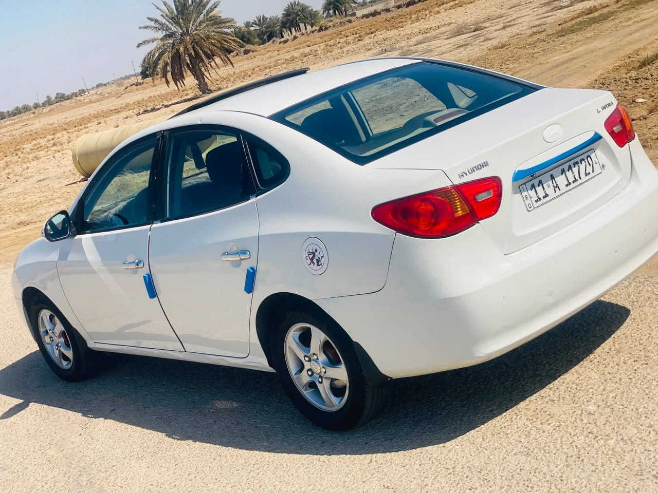 السلام عليكم ورحمة الله وبركاته
من رخصه مدير الكروب المحترم 

النترا 2010 رقم بغداد الجديد بسمي 

ملاحضه) شوف واتصل 

هزه وسنويه ولوحات جدد سياره مال بيت 

من 2015 عدنا بيه فقط طخه بسيطه جاملغ امامي معمره بدون اي داخل ومصبوغ جاملغ فقط وباردات شوف العين سياره فول موصفات مكينه 1600

دكشن عالي كير ومكينه خير من الله 

تخم تاير نظيف 5️⃣ وين كب 4 دسك 

فتحه شاشه كامره تحكم وبقيه الموصفات معروفه مكان سياره بالحلة واني بل خدمه 

 رقم الهاتف  ‏‪***********‬‏
