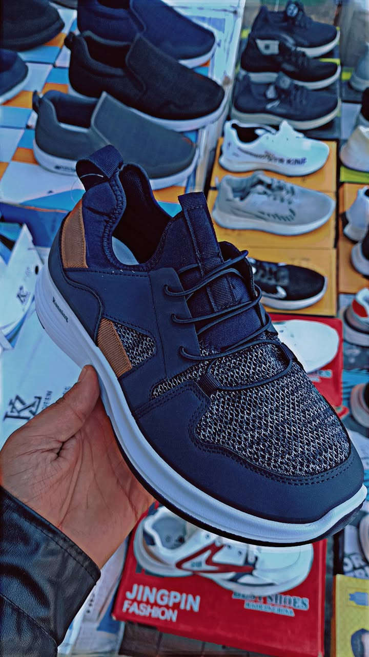 وصول وجبة جديد من الاحذية التركيا 🇹🇷

قياسات من40الئ 48 

كل شكل يكول اني احلا من الثاني 😍

بسعر 10الاف بس 😉
_____________________________________ 
عنوان سوق العصري قرب بيت كتاب للعطاريات

واتساب ***********✅
