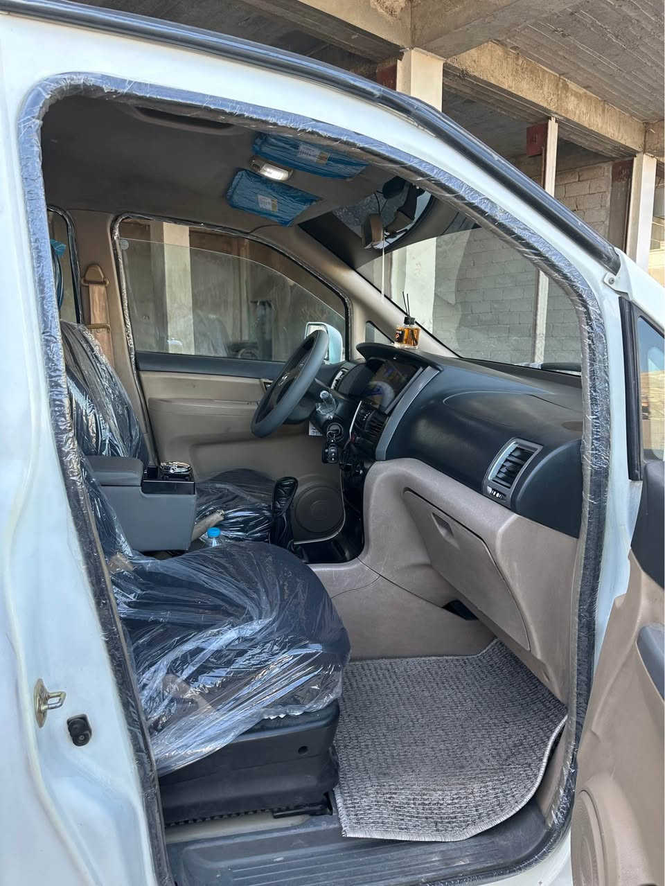 سياره زنار
موديل ٢٠١١ سياره بئ صبخه و بئ ده عمه گيرو و مكينه ب شرت شرت هه مي تشتئ سيارئ جديدن هه ر چار تايره و ته بيردي سه ر سويچيه و شاشيه و كاميره 
سعر 70$ و مجال 
غرامه ١٧٠ هزارن 
عنوان زاخو
بو هه ر پيزانيك ته له فونا مه بكن
***********
هه كو موشتري بي ته له فونئ بكه زاخو, دهوك
