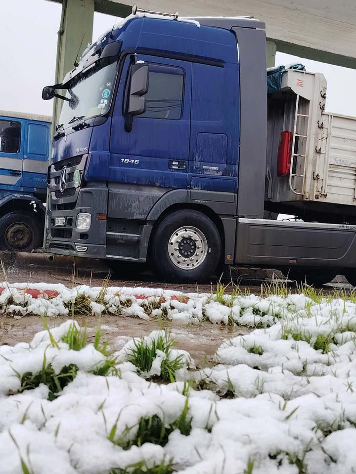 اكتروز حاجب موديل 2013  حجم 1846 فول مواصفات عده كأمر حساس   بودي تريله عراق 2023 تخم تايات  
السعر 750 
رقم الهاتف 
***********
